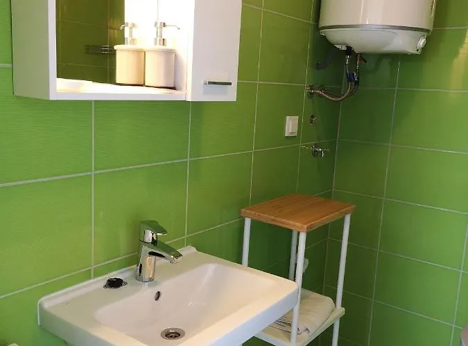 Mentha & Lipa Apartman *